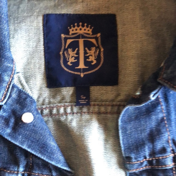 Jean jacket - Picture 2 of 5